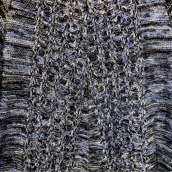 NY COLLECTION Cozy Sweater Large Blue Black Knit Oversized V Neck Casual Flowy - Picture 3 of 9